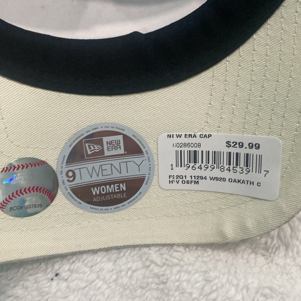 🆕New Era Oakland Athletics, White Tonal/Faint Floral,  Women’s Adjustable Hat⚾️ - Picture 8 of 8